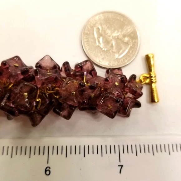 Genuine hand-carved Amethyst Flower Beads & Gold Toggle Clasp Cluster Bracelet! - Picture 9 of 12
